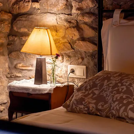 Casanova De Sant Miquel Hostal